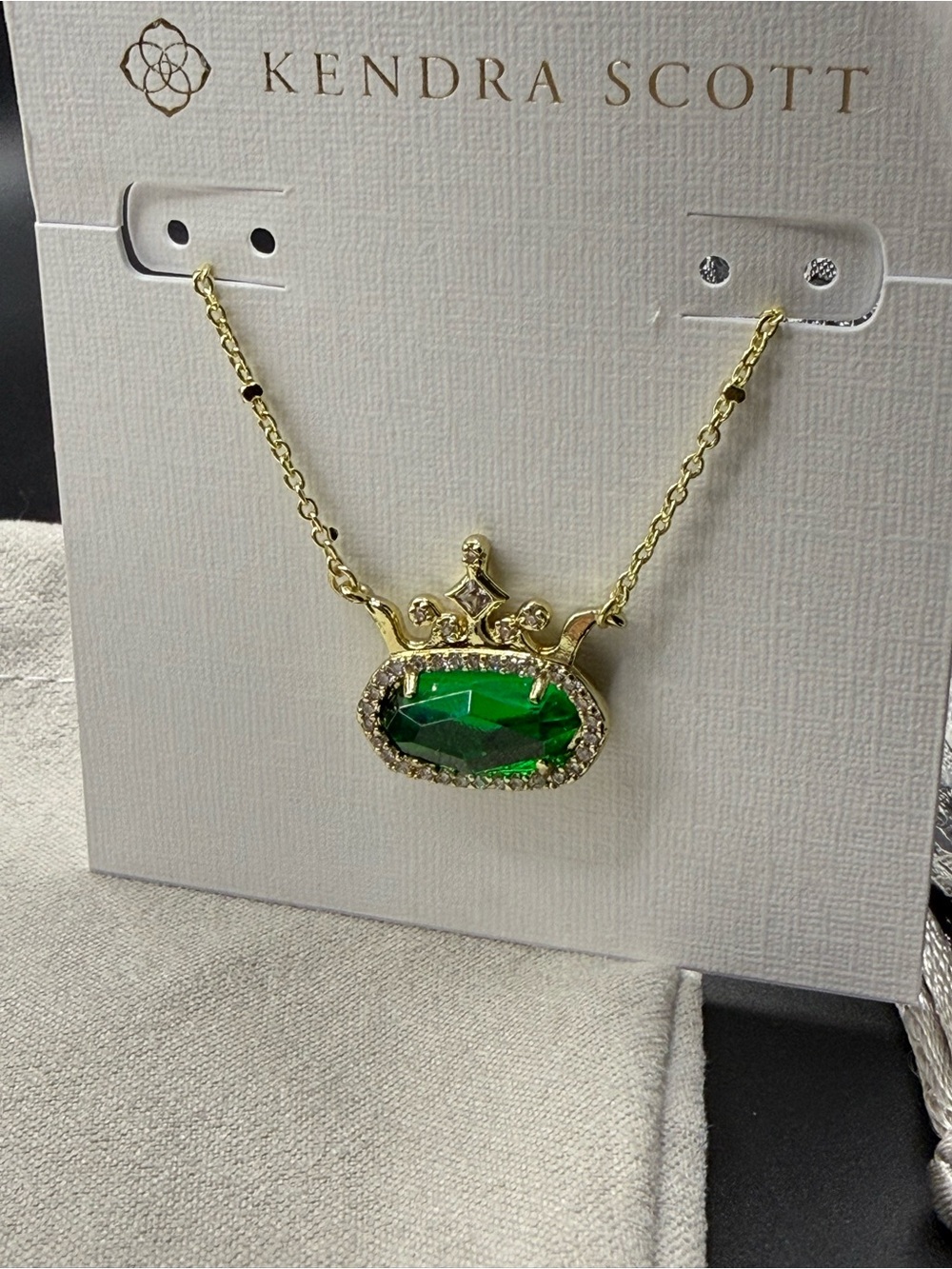 Kendra Scott Disney Lisa Princess Crown Pendant Necklace green gemstone